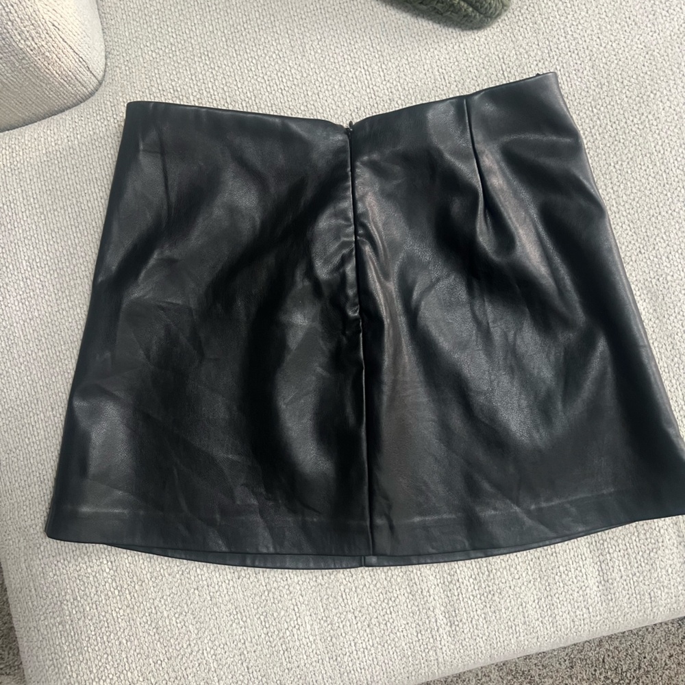 Dynamite Black Mini Skirt